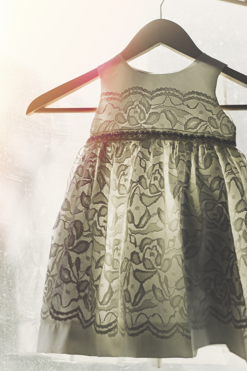 Robe dentelle cérémonie enfant